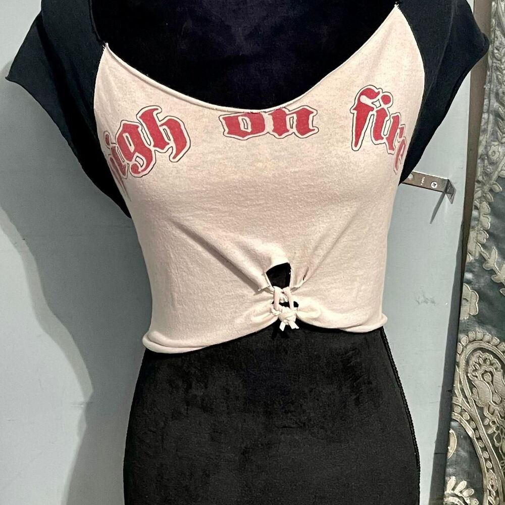 Anvil Women's Black and White Crop-top